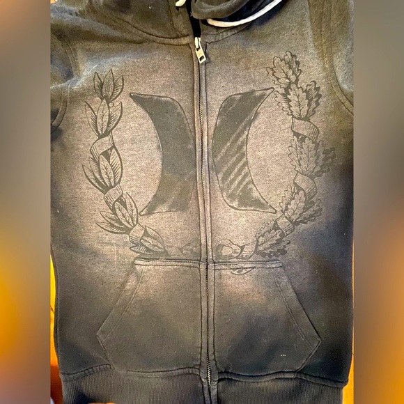 Hurley Black Fade Distressed Zip Up Hoody. Size XS - Picture 8 of 8